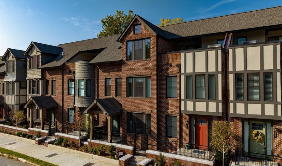 205 Broadway St, Asheville, NC 28801 - 3 Beds, 4 Bath
