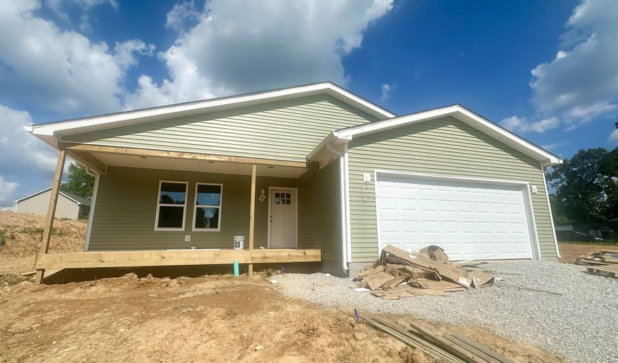 7519 State Rd 158, Bedford, IN 47421 - 3 Beds, 2 Bath