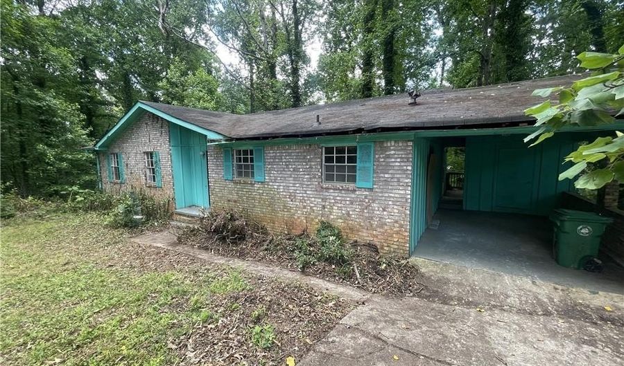 2890 Bianca Ct, Decatur, GA 30034 - 5 Beds, 3 Bath