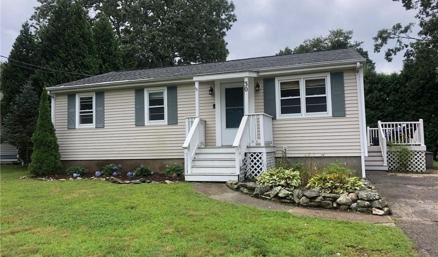 30 Shagbark Rd, Narragansett, RI 02882 - 4 Beds, 3 Bath