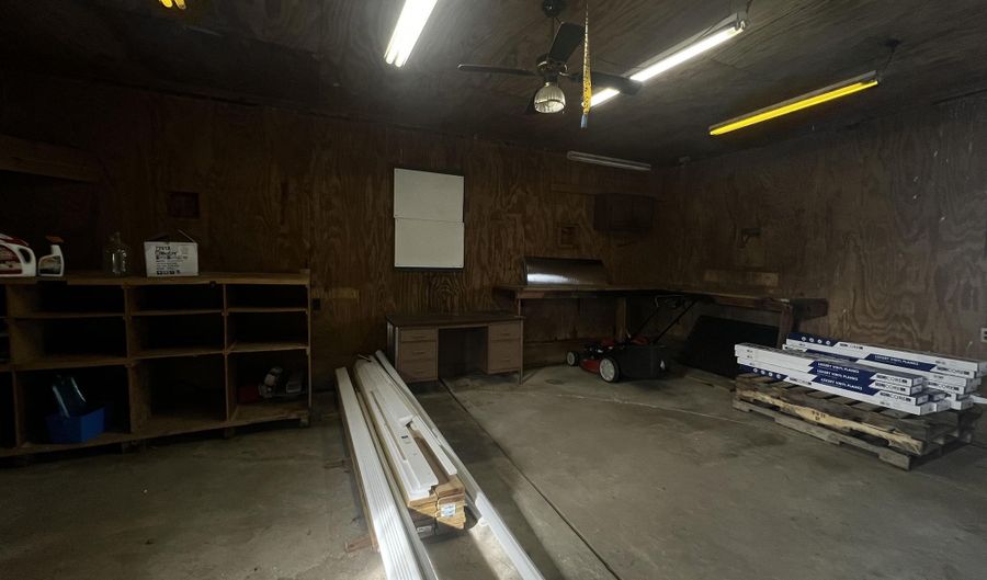 7137 W US 223, Adrian, MI 49221 - 3 Beds, 1 Bath