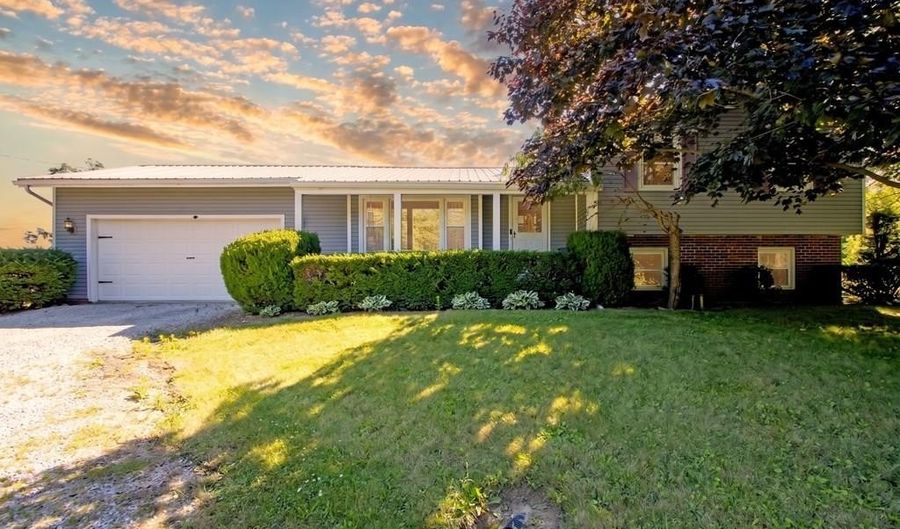 1044 Co Rd 2075, Ashland, OH 44805 - 4 Beds, 2 Bath