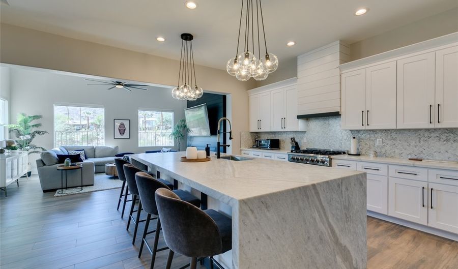 2813 Red Springs Dr, Las Vegas, NV 89135 - 3 Beds, 4 Bath