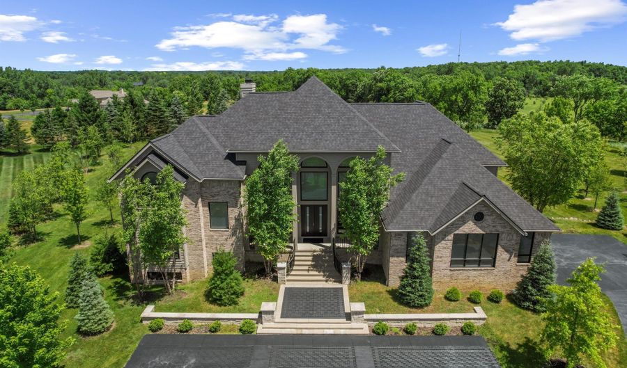 5636 Meadow Ln, Ann Arbor, MI 48105 - 5 Beds, 5 Bath