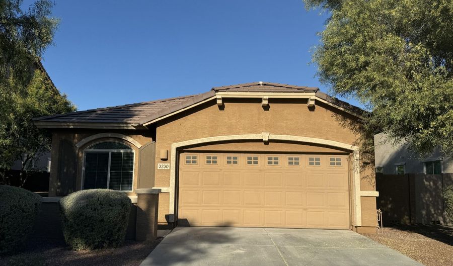 3230 S SANTA RITA Way, Chandler, AZ 85286 - 4 Beds, 2 Bath