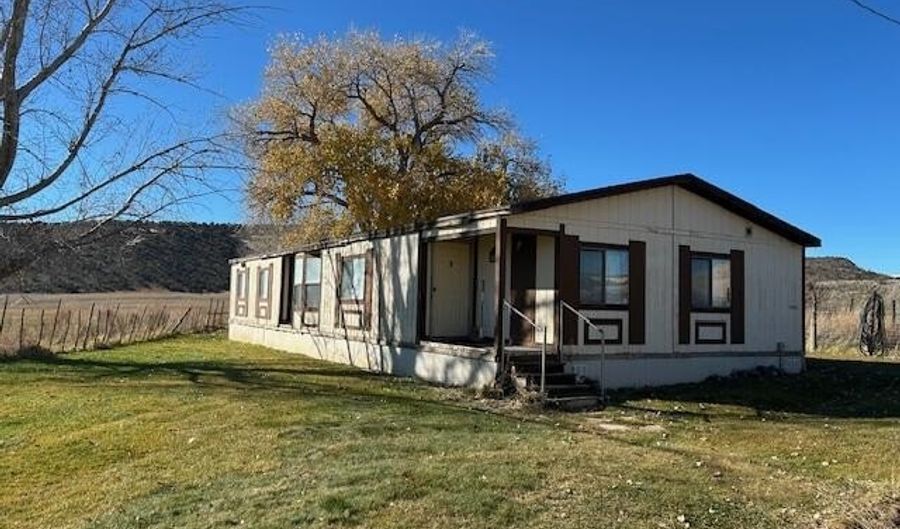 1690 S Lower Boulder Rd, Boulder, UT 84716 - 4 Beds, 2 Bath