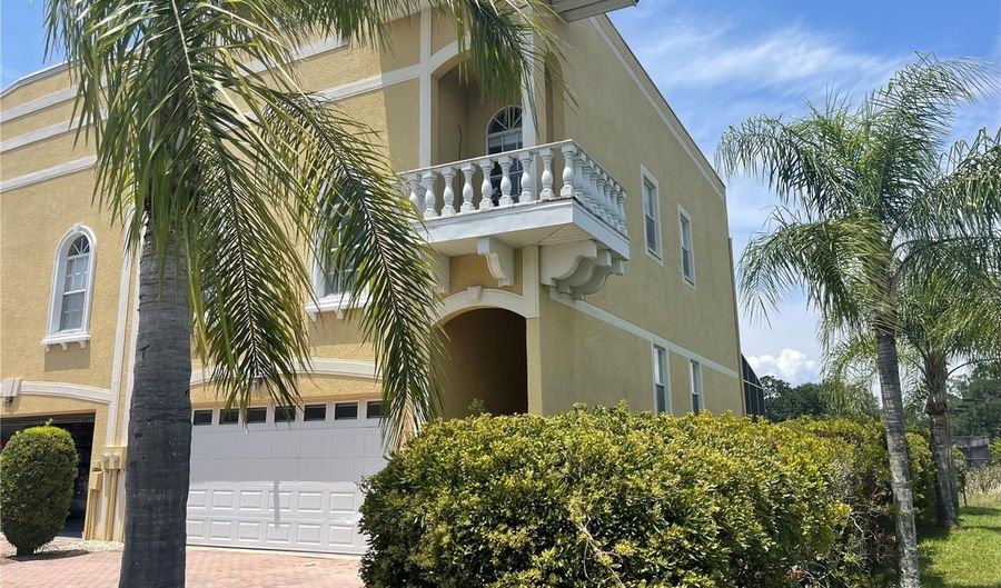 503 VILLA TREVISO Ct 503, Apollo Beach, FL 33572 - 3 Beds, 3 Bath