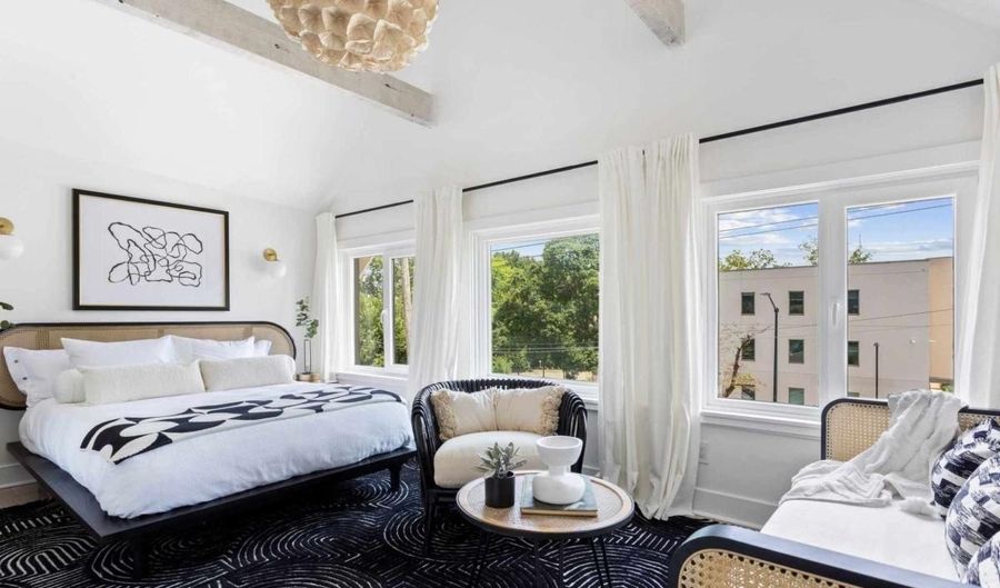 724 Charles Allen Dr NE 4, Atlanta, GA 30308 - 3 Beds, 3 Bath