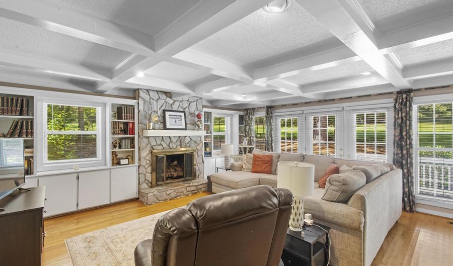 1391 Woodbine Rd, Aiken, SC 29803 - 4 Beds, 2 Bath