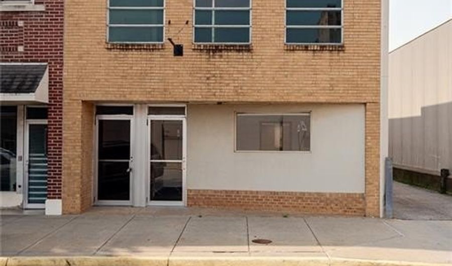 710 Commercial St, Atchison, KS 66002 - 0 Beds, 0 Bath
