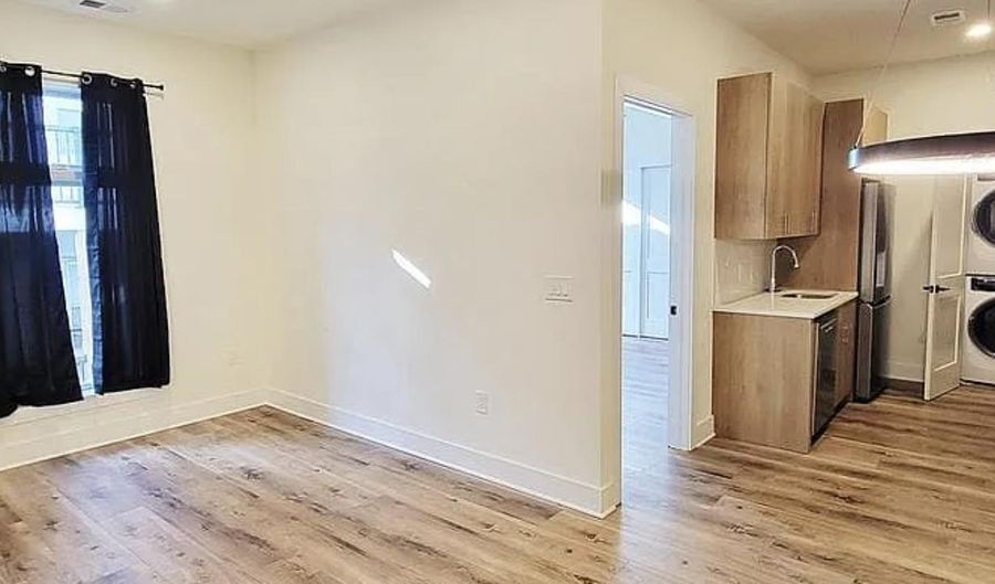 124 Saint James Pl, Atlantic City, NJ 08401 - 2 Beds, 1 Bath