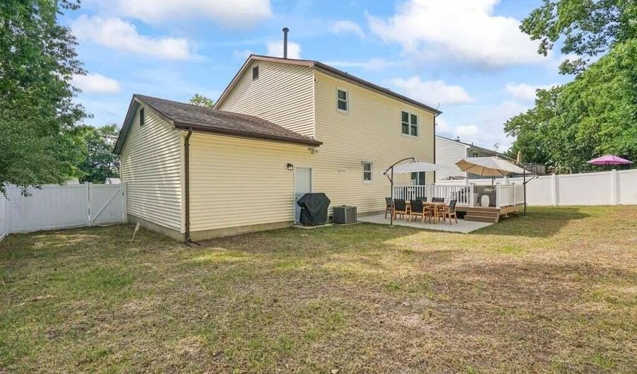 34 Barnegat Blvd S, Barnegat, NJ 08005 - 3 Beds, 3 Bath