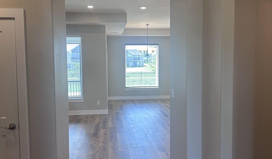 135 S Heritage Way, Andover, KS 67002 - 2 Beds, 2 Bath