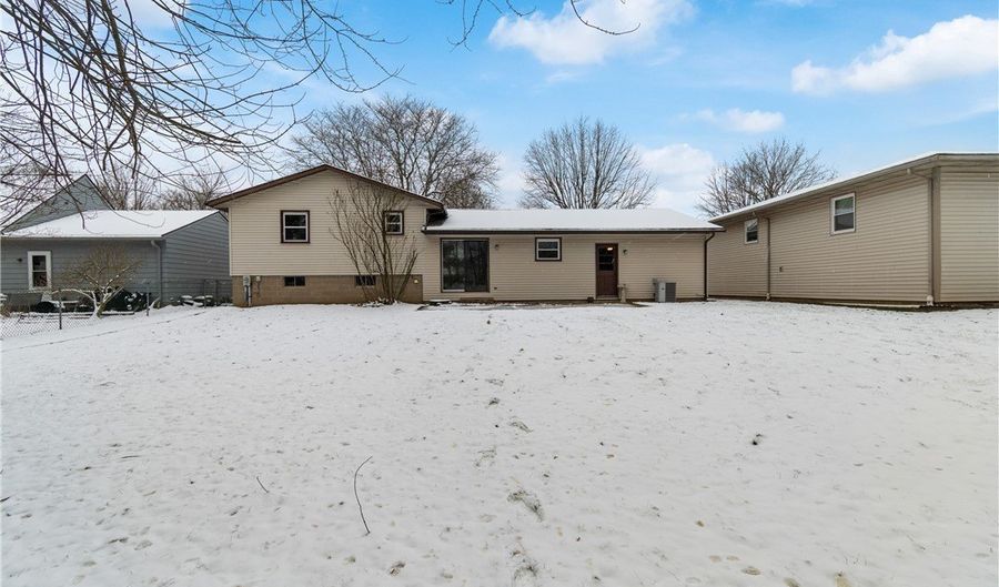 3030 Center Ave, Alliance, OH 44601 - 3 Beds, 2 Bath