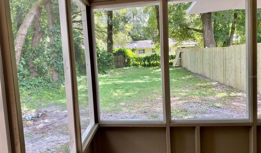 127 S BULOVA Dr, Apopka, FL 32703 - 2 Beds, 1 Bath