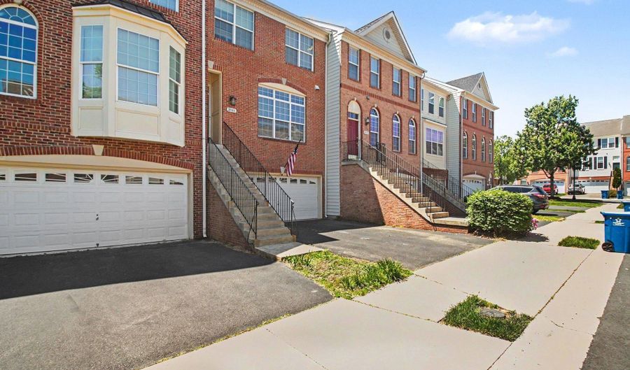 20161 MARE Ter, Ashburn, VA 20147 - 3 Beds, 4 Bath
