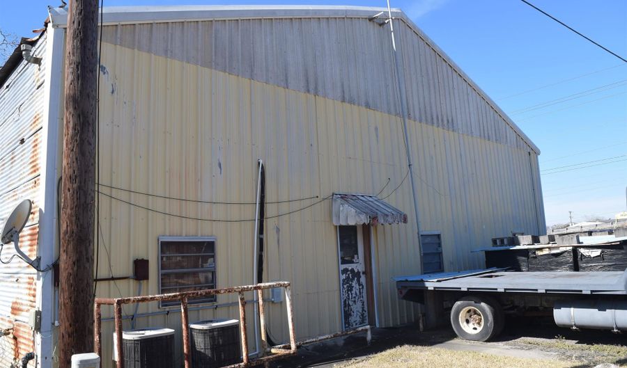10800 Hwy 182, Amelia, LA 70340 - 0 Beds, 3 Bath