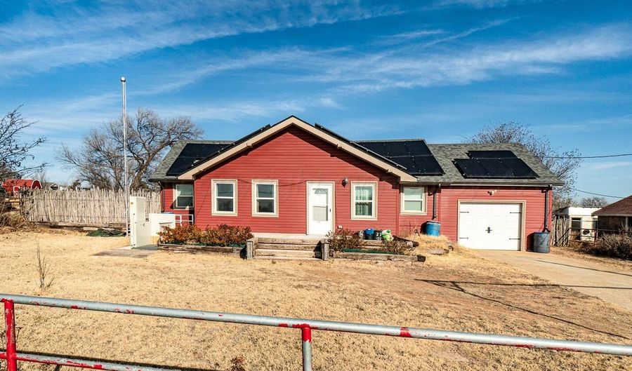 920 W BONITA Ave, Amarillo, TX 79108 - 3 Beds, 2 Bath