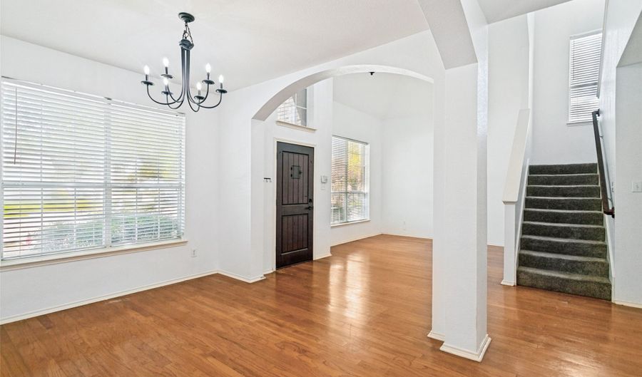 208 N Arbor Ridge Dr, Allen, TX 75002 - 4 Beds, 3 Bath