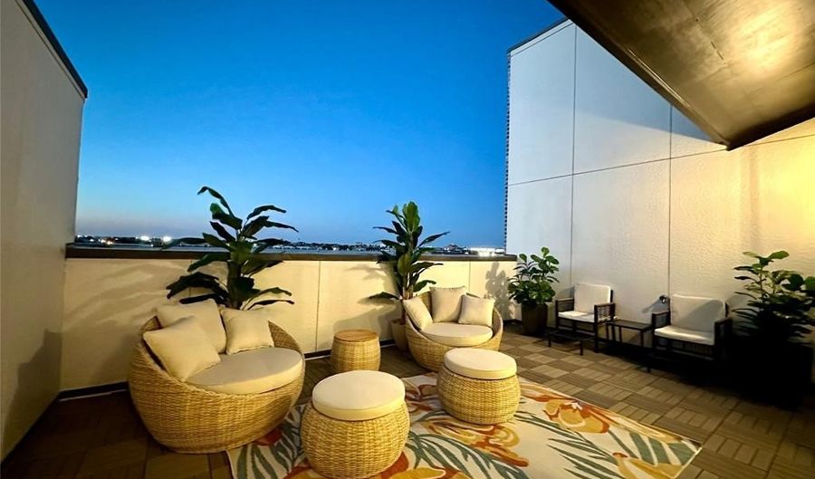 4122 Belt Line Rd, Addison, TX 75001 - 3 Beds, 5 Bath