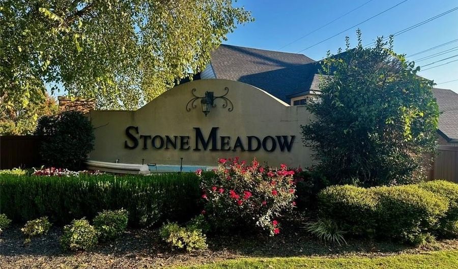 2001 SW Stonegrove Rd, Bentonville, AR 72713 - 3 Beds, 2 Bath