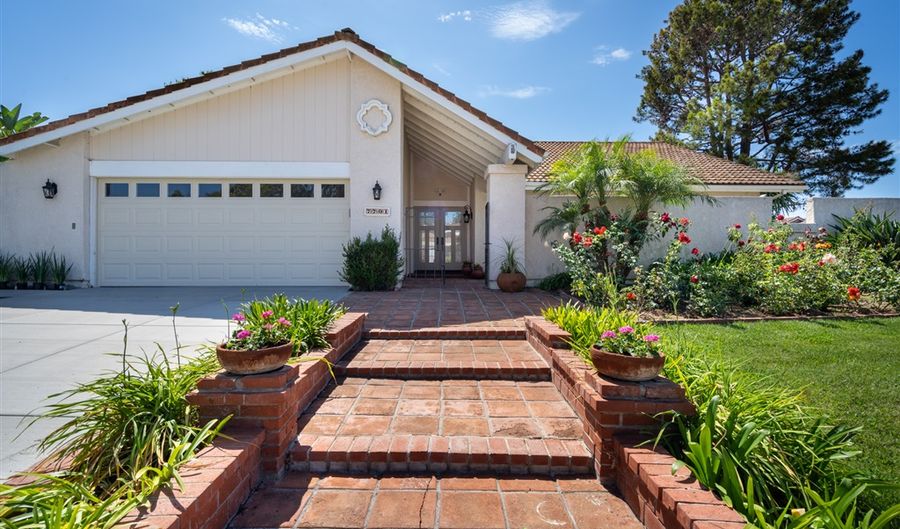 7701 Garboso Pl, Carlsbad, CA 92009 - 3 Beds, 2 Bath