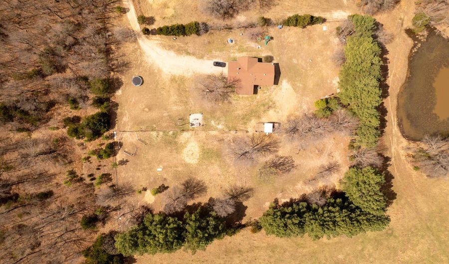 838 Indian Trl, Ash Flat, AR 72513 - 3 Beds, 1 Bath