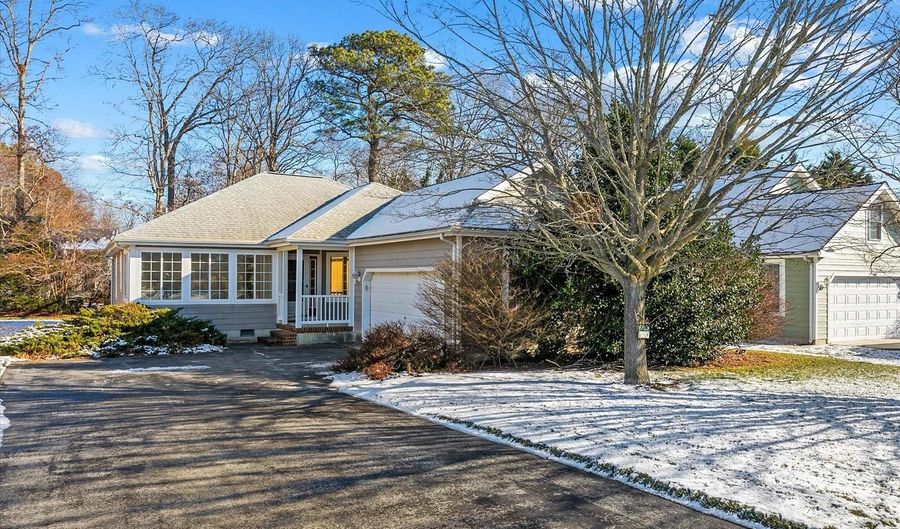 195 LAKESIDE Dr, Lewes, DE 19958 - 3 Beds, 2 Bath
