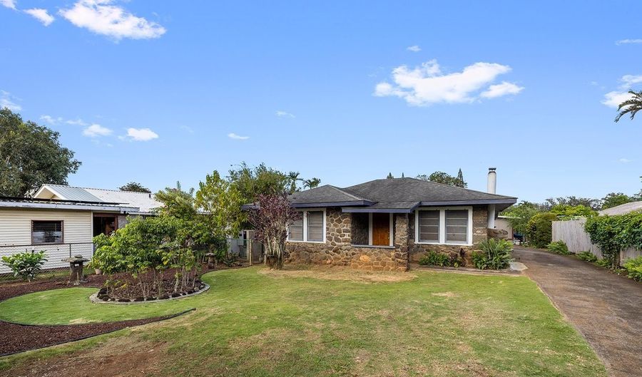 1697 Haiku Rd, Haiku, HI 96708 - 3 Beds, 1 Bath