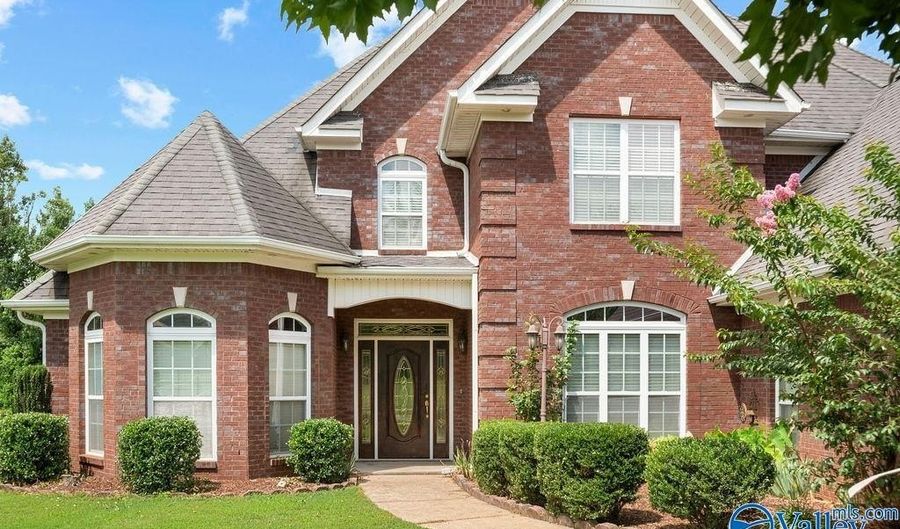 29367 Briar Patch Ln, Ardmore, AL 35739 - 5 Beds, 4 Bath