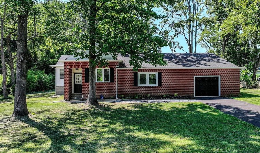 5785 CARPENTER BRIDGE Rd, Felton, DE 19943 - 3 Beds, 3 Bath