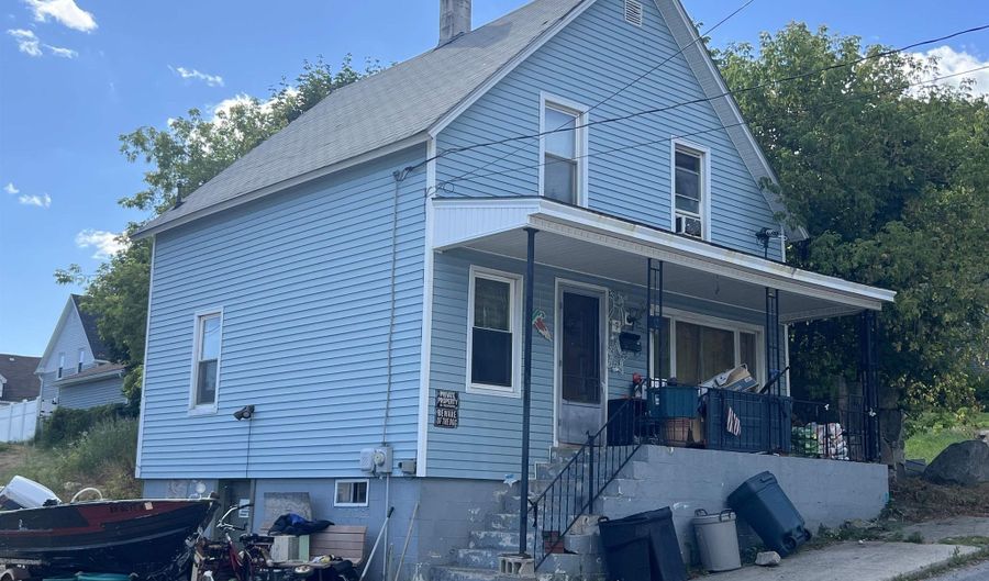 9 Birch St, Berlin, NH 03570 - 3 Beds, 1 Bath