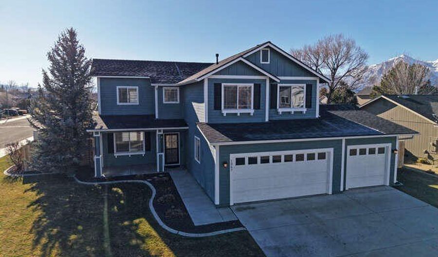 1367 Guiness Way, Gardnerville, NV 89410 - 3 Beds, 3 Bath