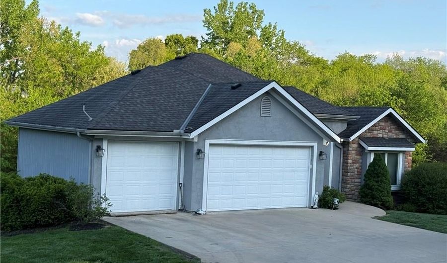 134 Deer Run Rd, Atchison, KS 66002 - 4 Beds, 4 Bath