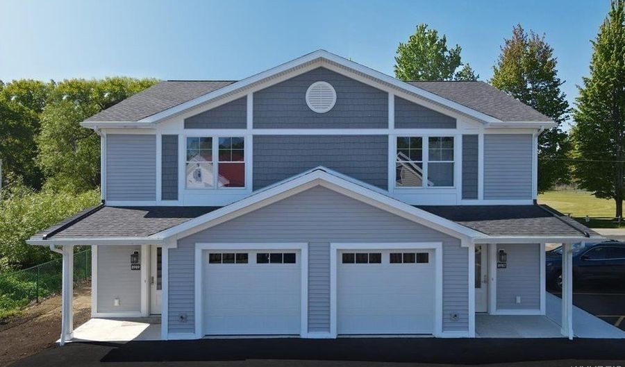 8987 Iroquois St, Angola, NY 14006 - 3 Beds, 3 Bath