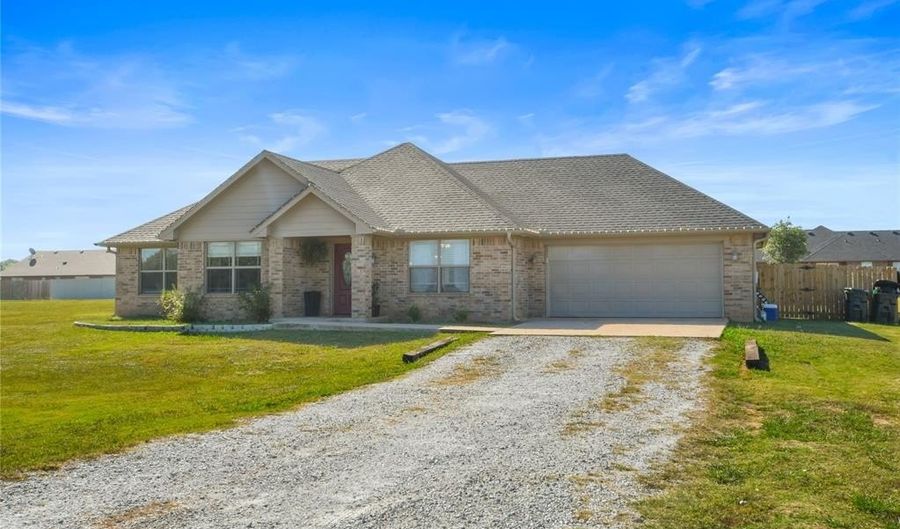 13531 County Road 1552 Rd, Ada, OK 74820 - 3 Beds, 2 Bath