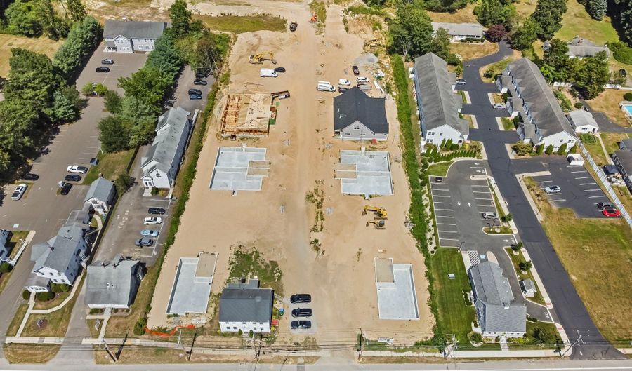 151-153 E Main St 18, Clinton, CT 06413 - 3 Beds, 3 Bath