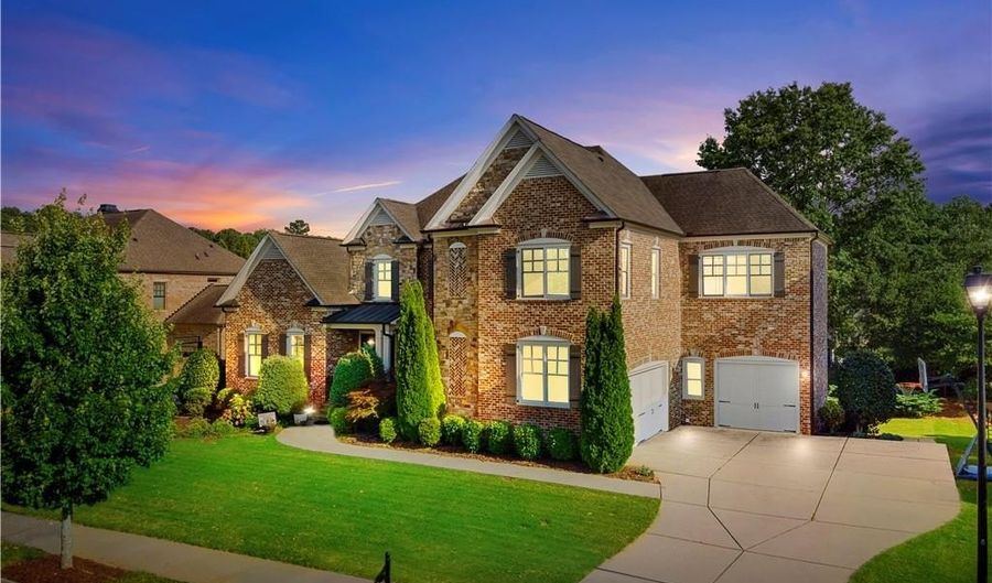 12711 Ruths Farm Way, Alpharetta, GA 30004 - 5 Beds, 6 Bath