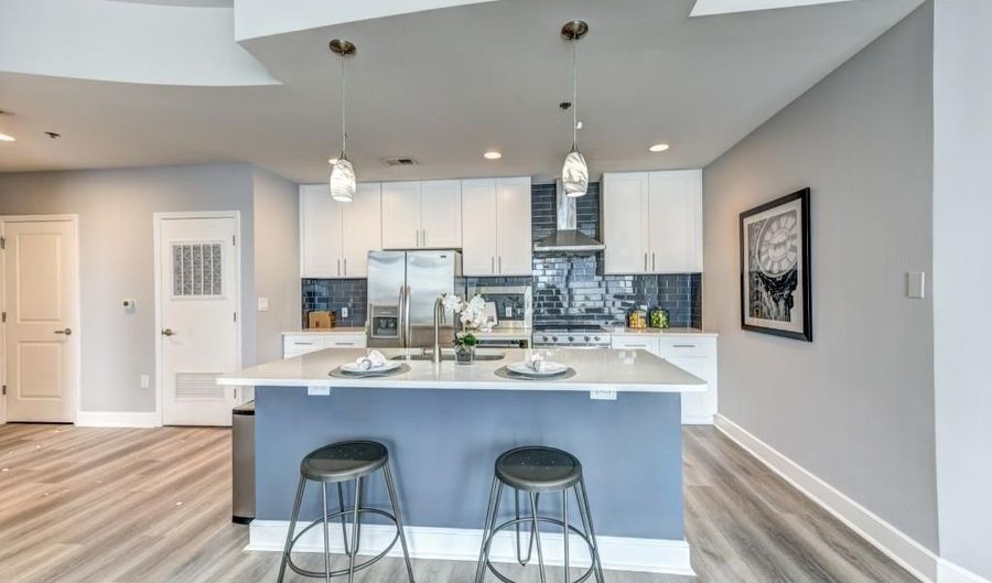 950 W Peachtree St NW 1504, Atlanta, GA 30309 - 2 Beds, 2 Bath