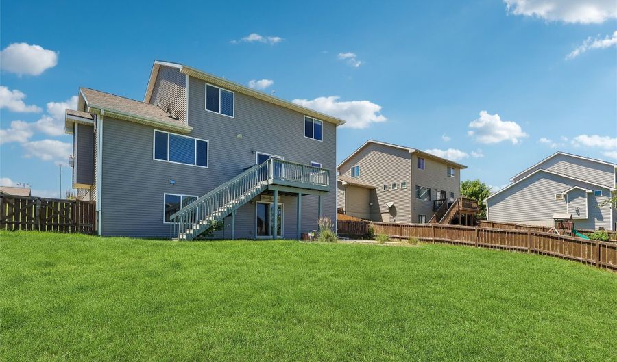 1735 Sadie Ln, Adel, IA 50003 - 4 Beds, 3 Bath