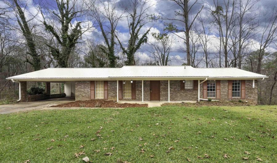 5353 SHADY CREST Rd, Adamsville, AL 35005 - 4 Beds, 2 Bath