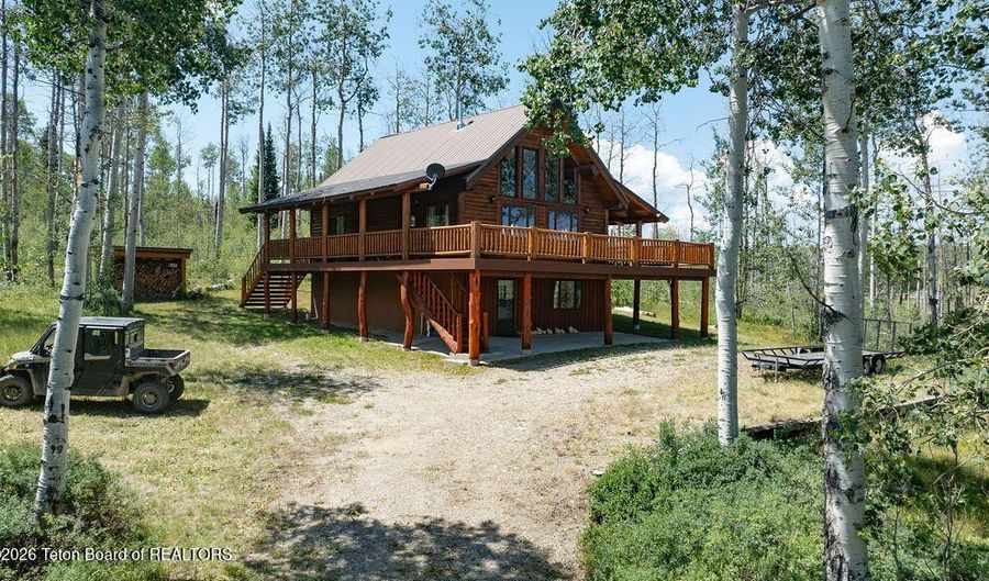 90 ELK Dr, Bondurant, WY 82922 - 3 Beds, 3 Bath