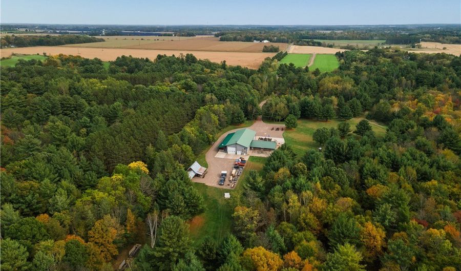 1095 80th St, Amery, WI 54001 - 2 Beds, 2 Bath