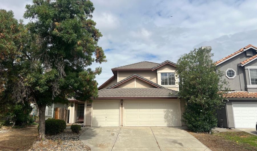 4925 Cache Peak Dr, Antioch, CA 94531 - 3 Beds, 2 Bath