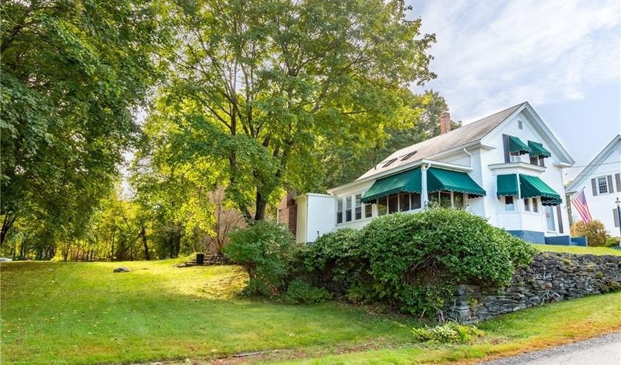 22 Colerick Ave, North Smithfield, RI 02896 - 3 Beds, 2 Bath