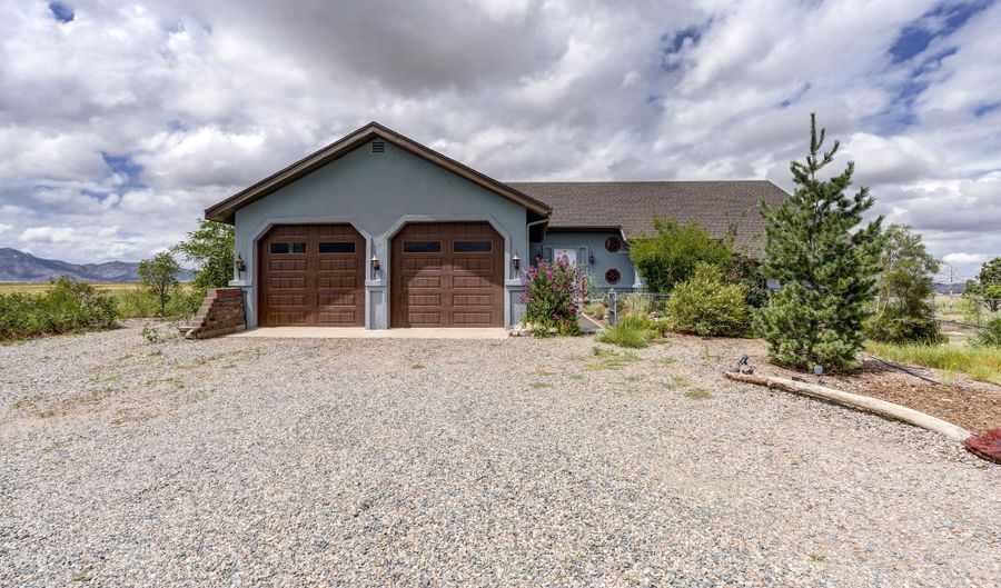 1900 S State Route 89 Hwy, Chino Valley, AZ 86323 - 4 Beds, 4 Bath