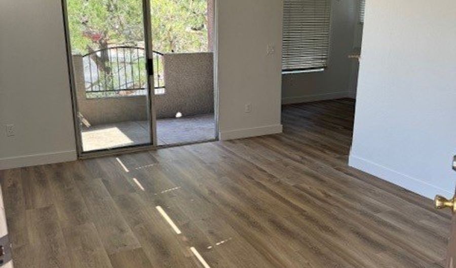 4400 S Jones Blvd 2012, Las Vegas, NV 89103 - 2 Beds, 2 Bath