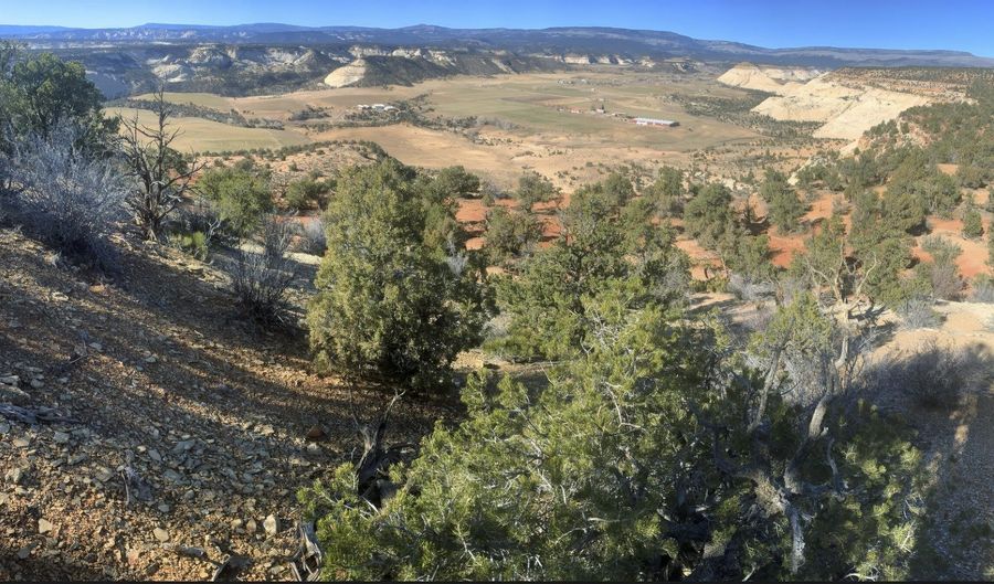 2405 S Lower Boulder Rd, Boulder, UT 84716 - 6 Beds, 4 Bath