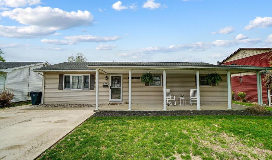 135 Kraft Dr, Ashville, OH 43103 - 3 Beds, 2 Bath
