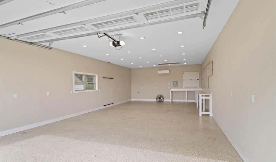 3023 Marina Dr, Athens, AL 35611 - 4 Beds, 4 Bath